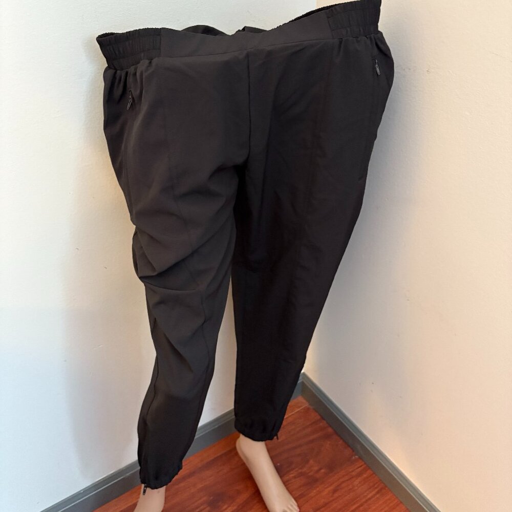 Old Navy L Women's StretchTech Black Jogger Pants